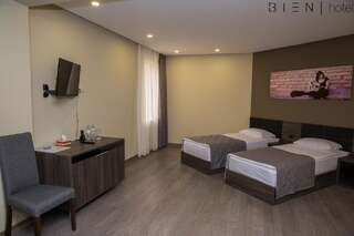 Отель Биен 4 Ереван Стандартный двухместный номер с 2 отдельными кроватями-4